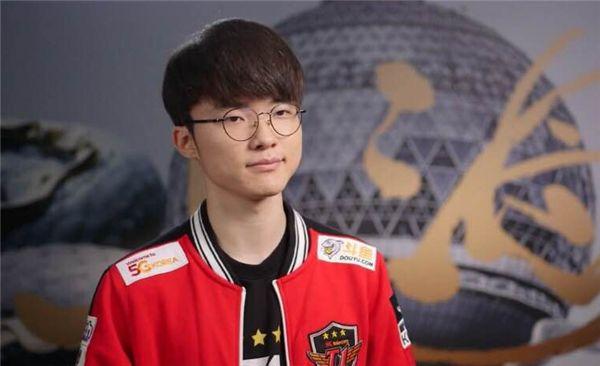 通过护目镜 通过护目镜